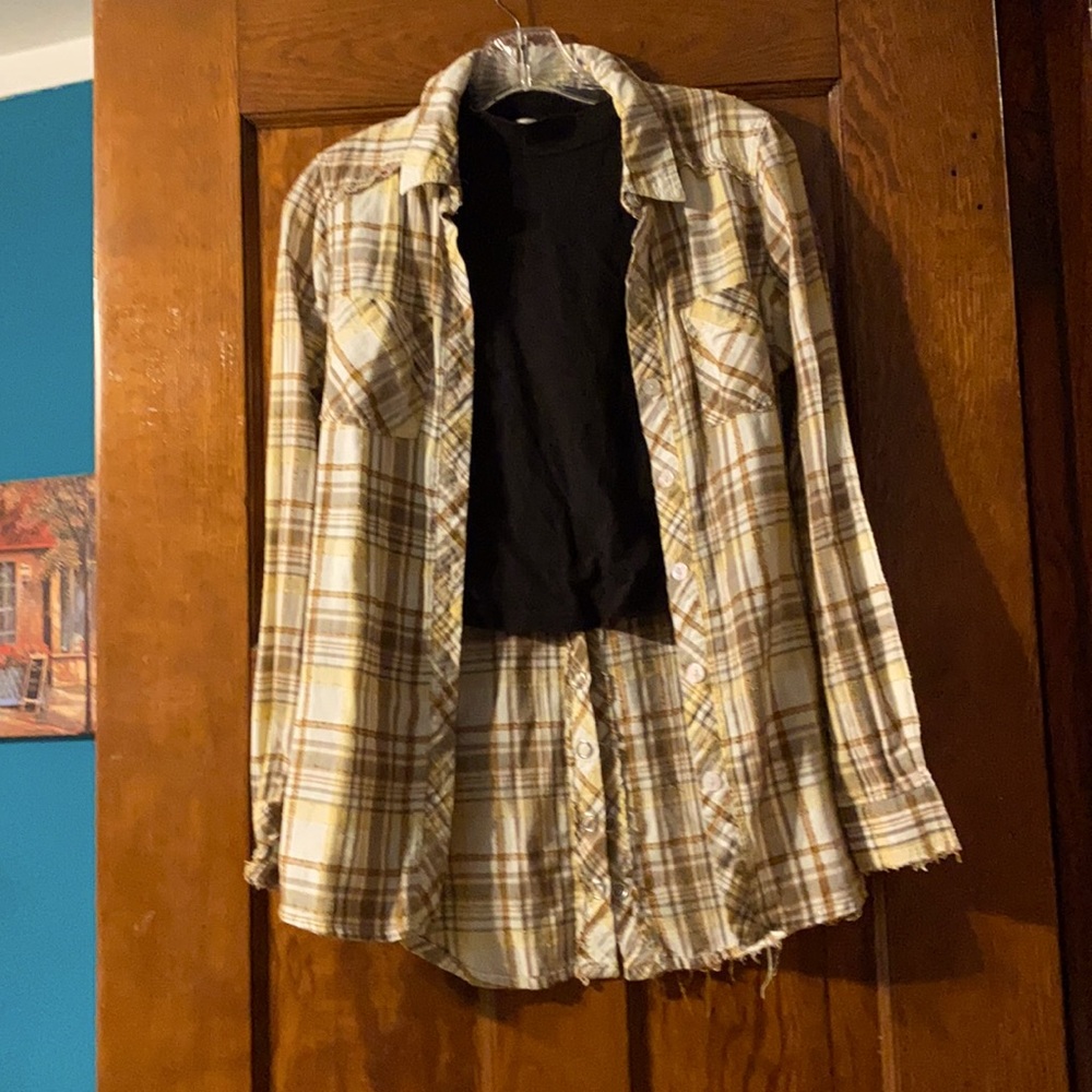 Unique Flannel button-down